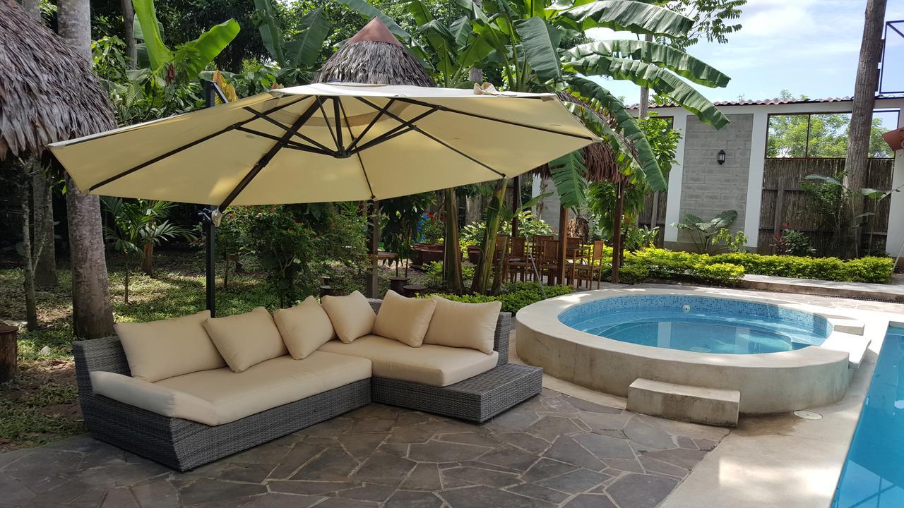 La Floresta Tarapoto Hostal Zewnętrze zdjęcie