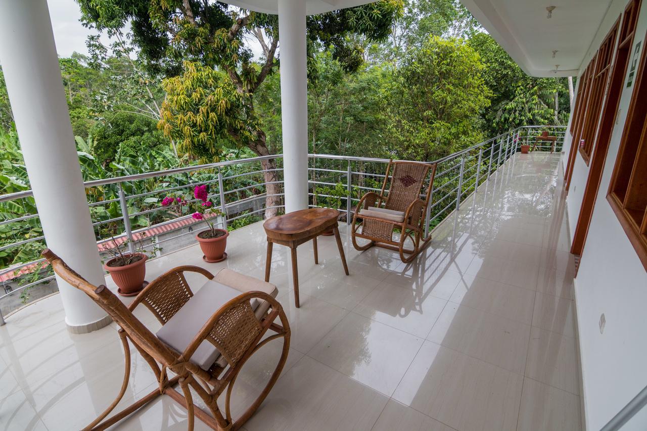La Floresta Tarapoto Hostal Zewnętrze zdjęcie