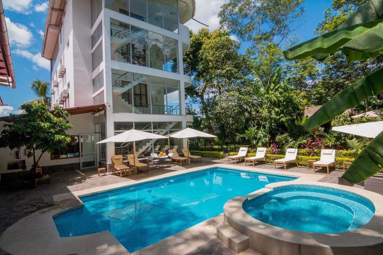 La Floresta Tarapoto Hostal Zewnętrze zdjęcie
