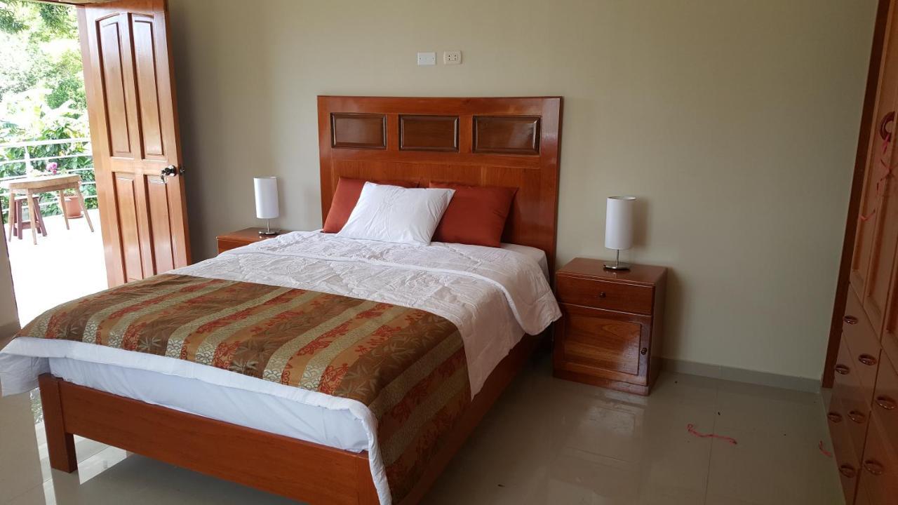 La Floresta Tarapoto Hostal Zewnętrze zdjęcie